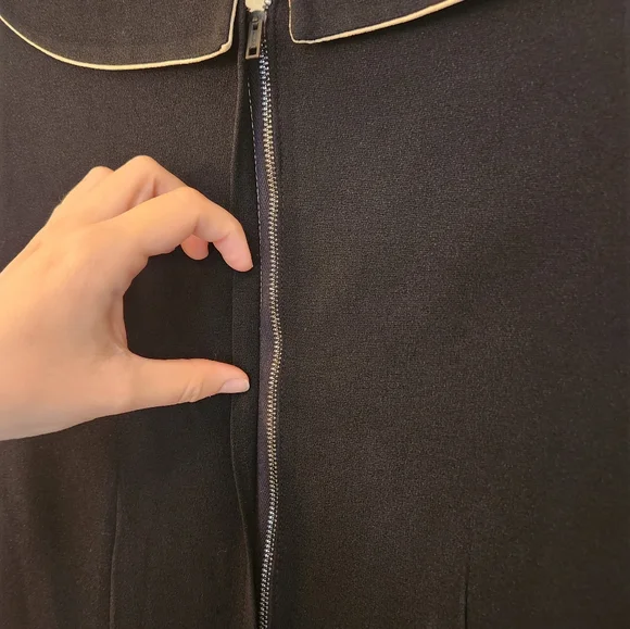 🖤60's Little Black Dress🖤 - Picture 4 of 5